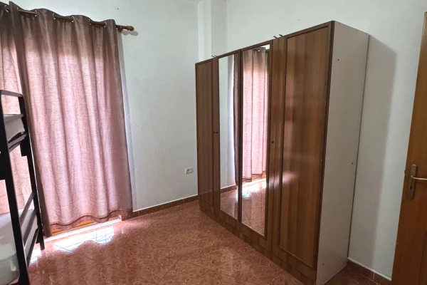Shtepi me qera Apartament ne Tirane, 1+1, Mobilimi E mobiluar, Pagesa 45,000  Leke.