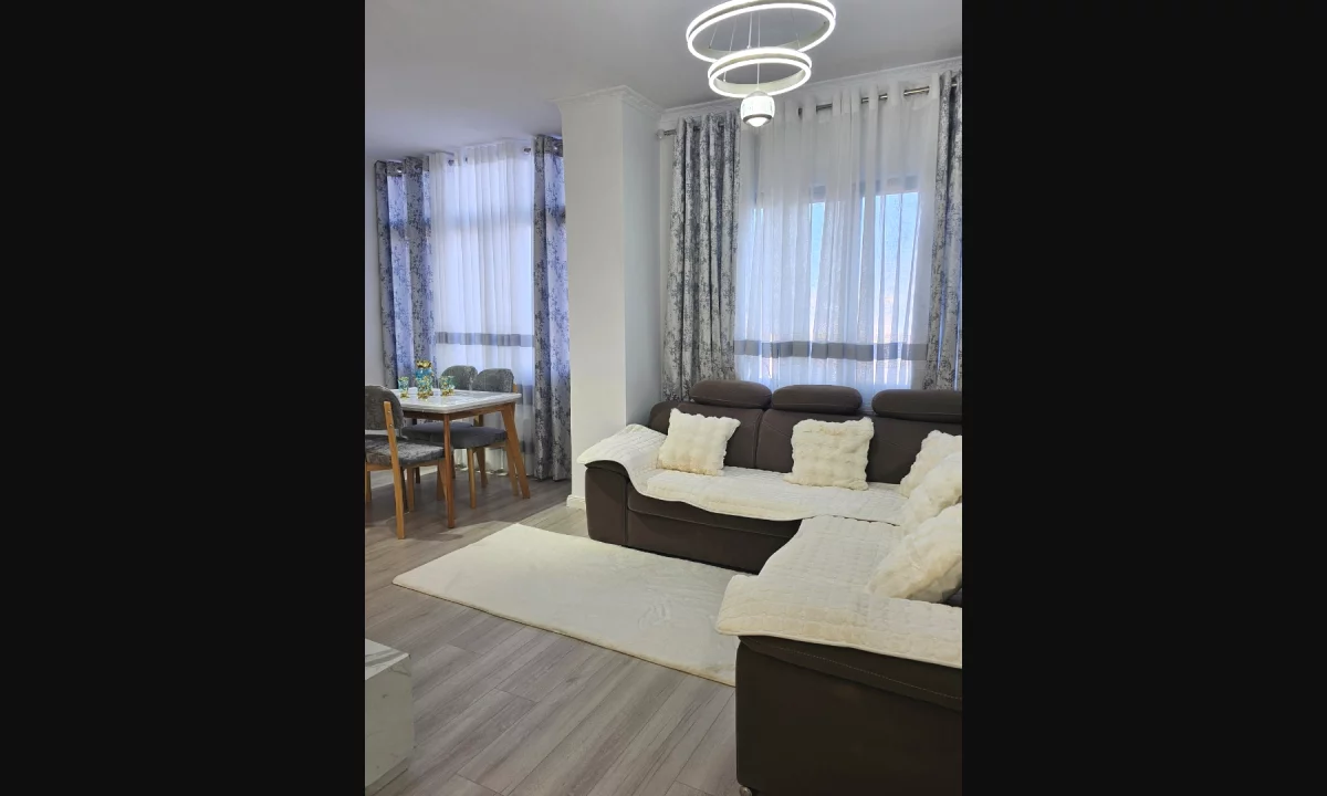 Appartamento in vendita a Tirana 1+1, Arredato