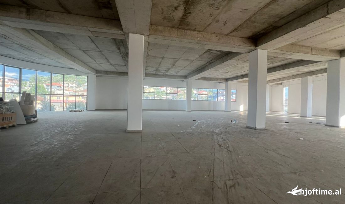 JEPET ME QIRA Ambient Biznesi-Kombinat, prane Komisariatit nr.6