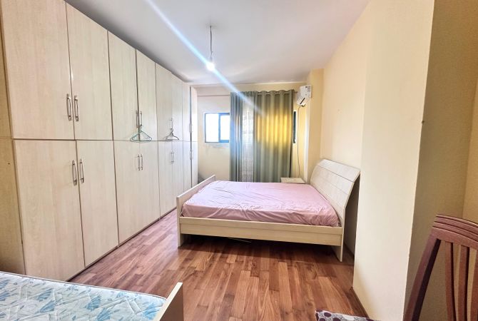 Shtepi me qera Apartament ne Tirane, 2+1, Mobilimi E mobiluar, Pagesa 600  Euro.