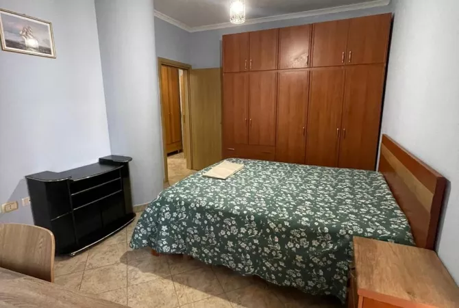 Appartamento in affitto a Tirana 2+1, Arredato