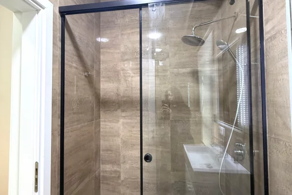 Appartamento in affitto a Tirana 2+1, Arredato