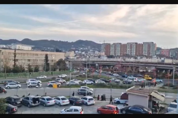 Shtepi me qera 1+1 ne Tirane - 330 Euro