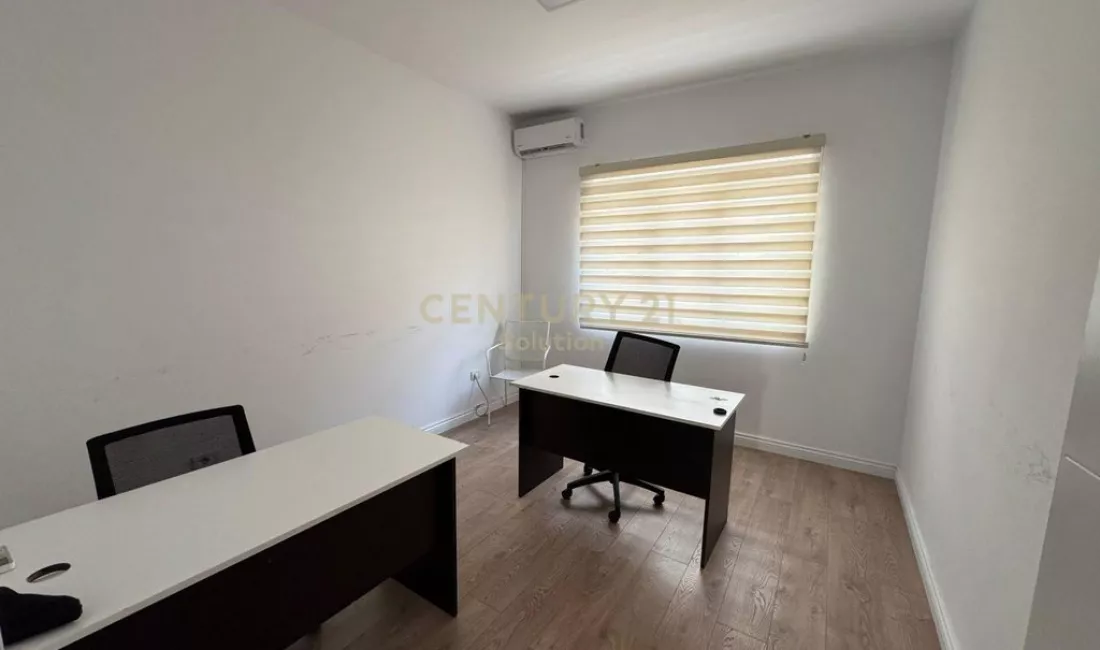JEPET PER QIRA APARTAMENT 3+1 PER BIZNES PAS BARONESHES !