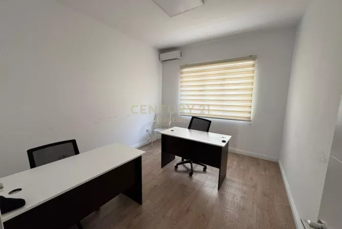 Business Property for Rent 3+1 in Tirana - 850 Euro
