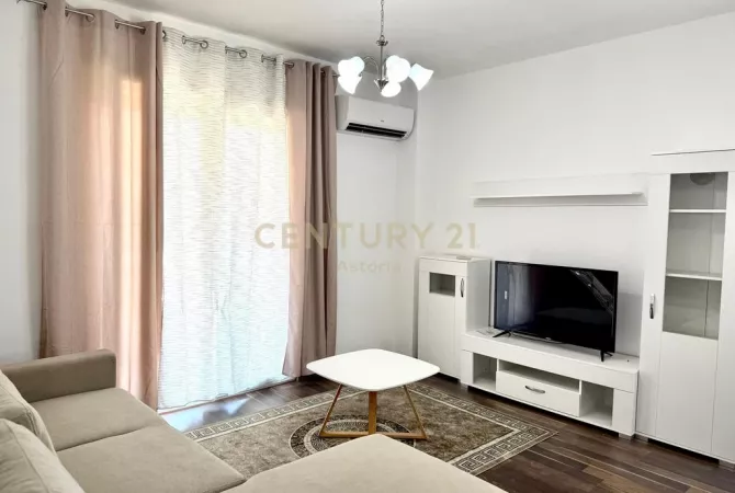 Shtepi me qera Apartament ne Tirane, 2+1, Mobilimi E mobiluar, Pagesa 550  Euro.