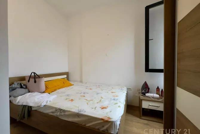 Shtepi me qera Apartament ne Tirane, 2+1, Mobilimi E mobiluar, Pagesa 650  Euro.