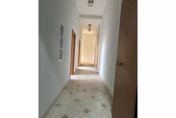 Business Property in Sale 1+1 in Tirana - 500,000 Euro