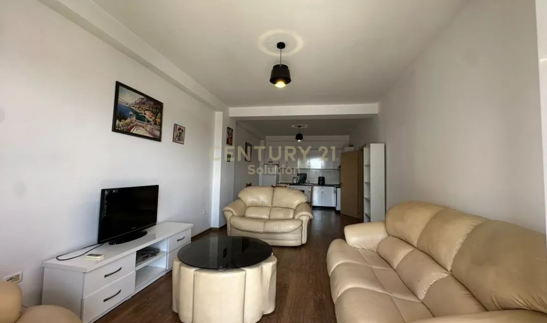 Shtepi ne shitje Apartament ne Tirane, 2+1, Mobilimi E mobiluar, Pagesa 170,000  Euro.