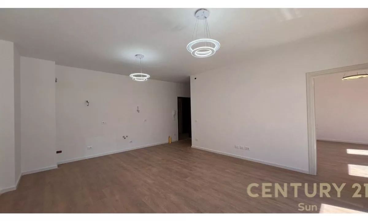 APARTAMENT 1+1 ME QIRA I PERSHTATSHEM PER ZYRA!