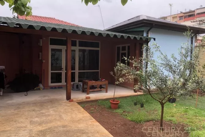 Shtepi ne shitje 2+1 ne Tirane - 350,000 Euro