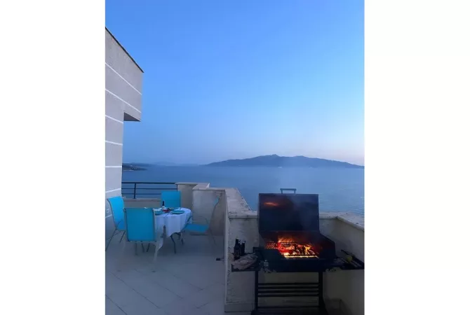 Shtepi ne shitje Penthose(kati i fundit panoramik) ne Sarande, 2+1, Mobilimi E mobiluar, Pagesa 280,000  Euro.