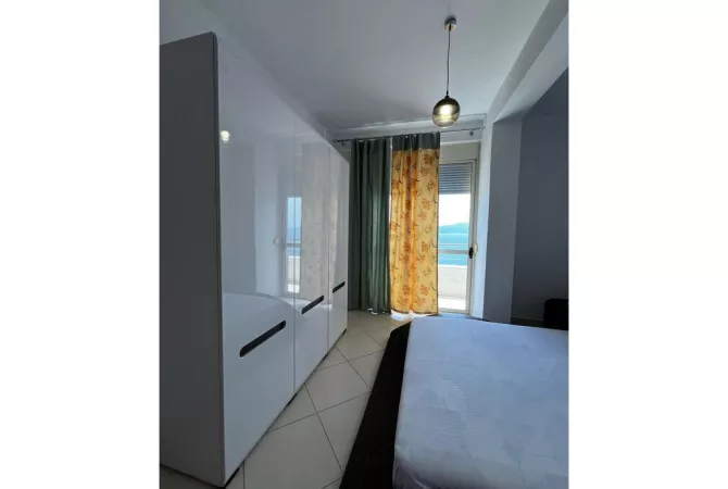 Shtepi ne shitje Penthose(kati i fundit panoramik) ne Sarande, 2+1, Mobilimi E mobiluar, Pagesa 280,000  Euro.