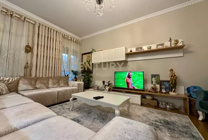 Shtepi ne shitje 3+1 ne Tirane - 265,000 Euro