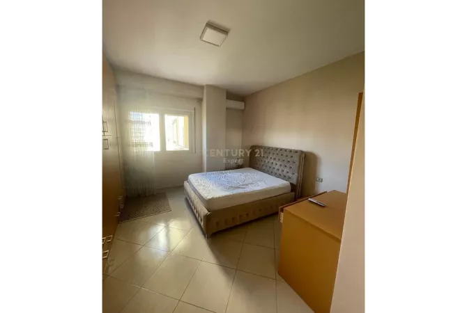 Shtepi ne shitje Apartament ne Tirane, 2+1, Mobilimi E mobiluar, Pagesa 260,000  Euro.