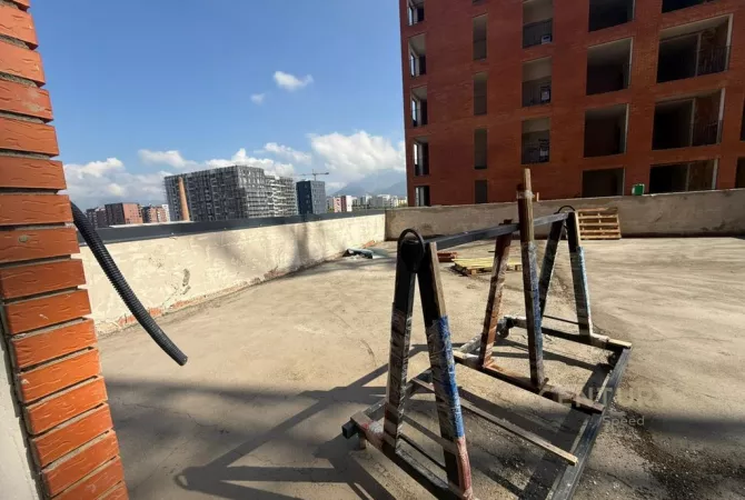 Shtepi ne shitje Apartament ne Tirane, 1+1, Mobilimi E mobiluar, Pagesa 157,820  Euro.