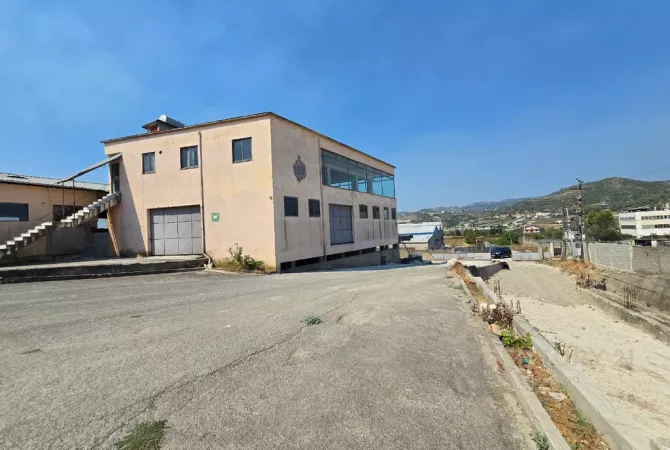 Jepet me qira objekt Magazine+Zyra tek Ura e Beshirit!