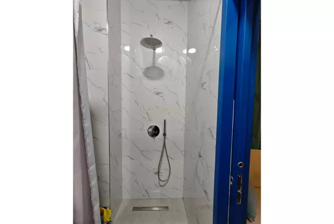 Shtepi ne shitje Apartament ne Tirane, Garsoniere, Mobilimi E mobiluar, Pagesa 117,000  Euro.