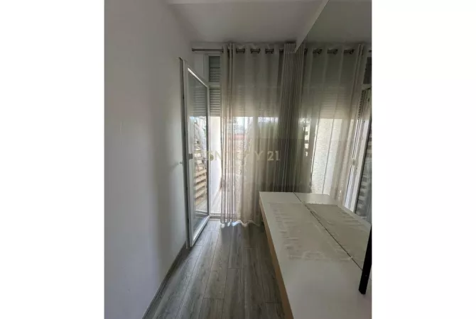 Shtepi ne shitje Apartament ne Tirane, 2+1, Mobilimi E mobiluar, Pagesa 220,000  Euro.