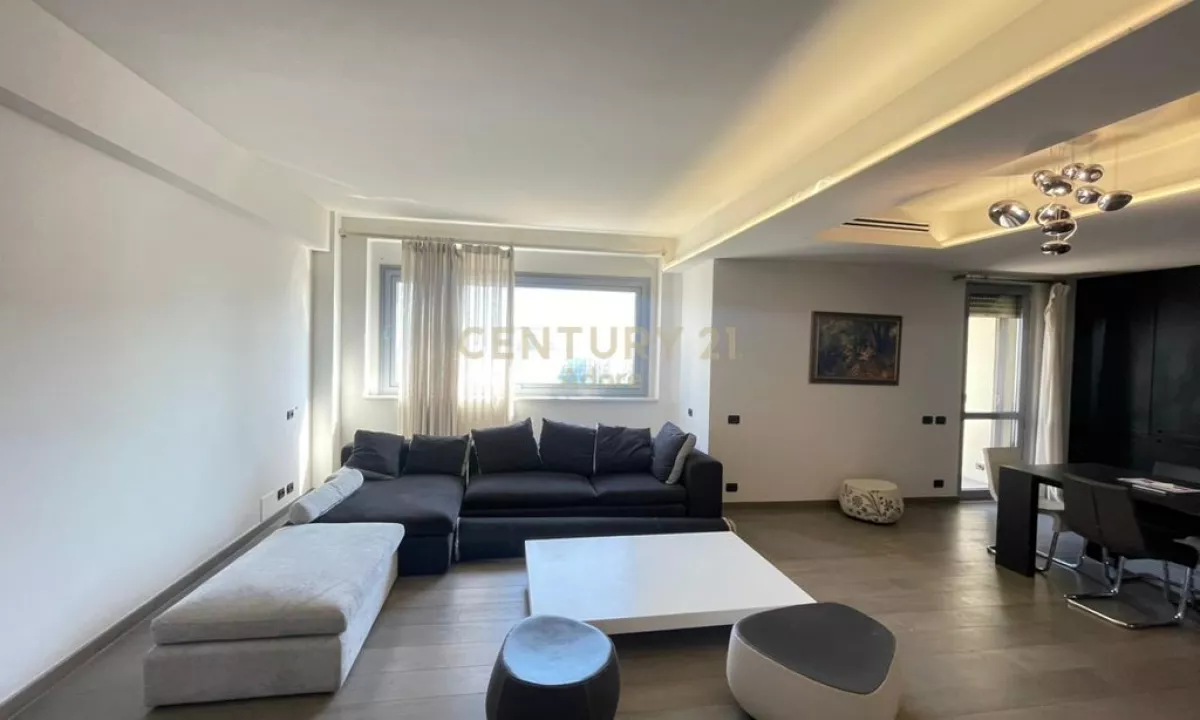 JEPET ME QIRA APARTAMENT PER ZYRE TEK TORRE DRINI, NE QENDER TE TIRANES