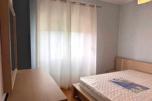 Apartament 2+1 Me Qira në Rrugën Mine Peza