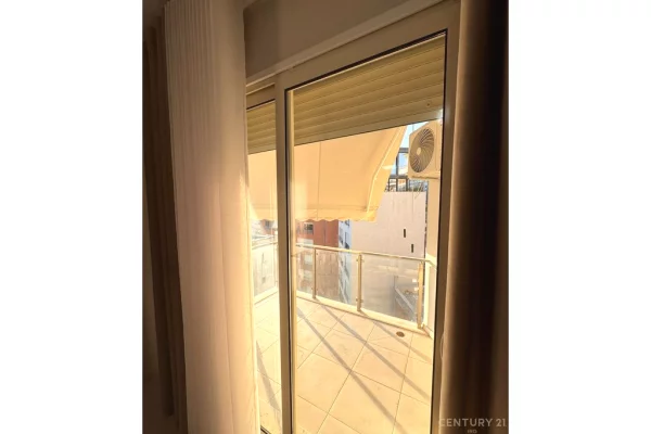 Shtepi me qera Apartament ne Tirane, 2+1, Mobilimi E mobiluar, Pagesa 750  Euro.