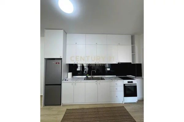 Shtepi me qera Apartament ne Tirane, 1+1, Mobilimi E mobiluar, Pagesa 550  Euro.
