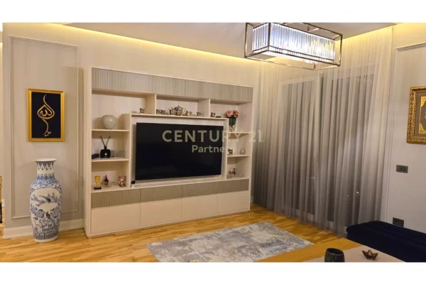 House for Rent 2+1 in Tirana - 2,000 Euro