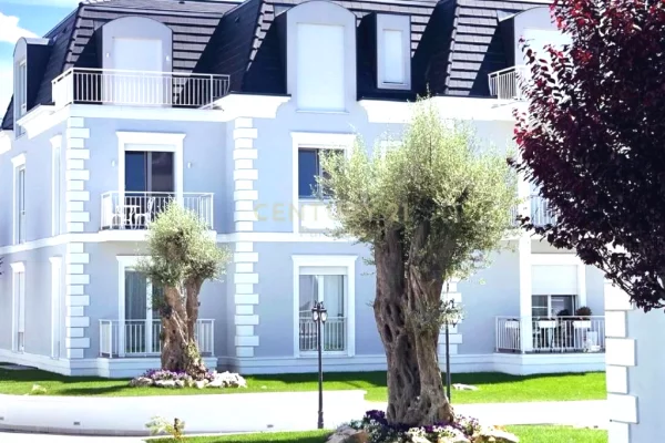 Shtepi me qera Apartament ne Tirane, 2+1, Mobilimi E mobiluar, Pagesa 2,000  Euro.