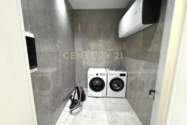 Shtepi me qera Apartament ne Tirane, 3+1, Mobilimi E mobiluar, Pagesa 3,000  Euro.