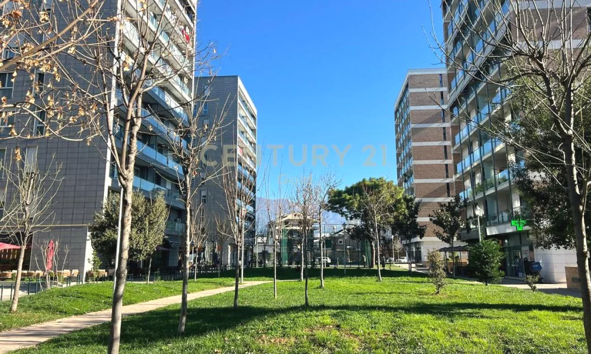 AMBJENT KOMERCIAL KATI 0,TEK KOMPLEKSI FIORI DI BOSCO+1 POST PARKING!