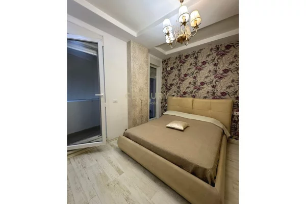 Shtepi me qera Apartament ne Tirane, 2+1, Mobilimi E mobiluar, Pagesa 650  Euro.