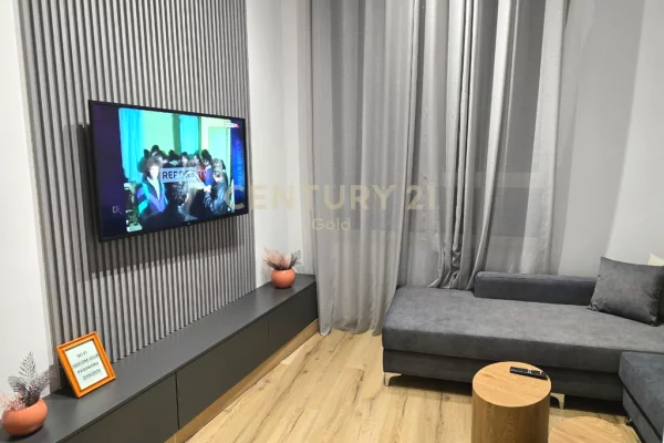 APARTAMENT 1+1 PER SHITJE NE KOMPLEKSIN MAGNET!