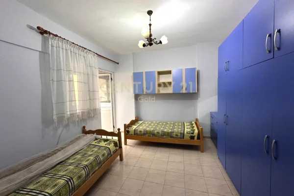 Shtepi me qera Apartament ne Tirane, 2+1, Mobilimi E mobiluar, Pagesa 600  Euro.