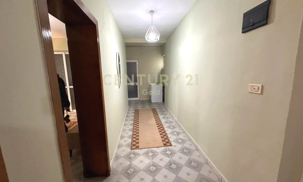 Shtepi me qera Apartament ne Tirane, 2+1, Mobilimi E mobiluar, Pagesa 65,000  Leke.