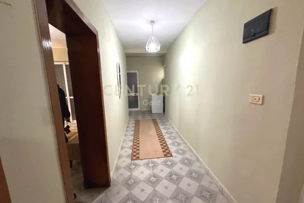 Shtepi me qera 2+1 ne Tirane - 65,000 Leke