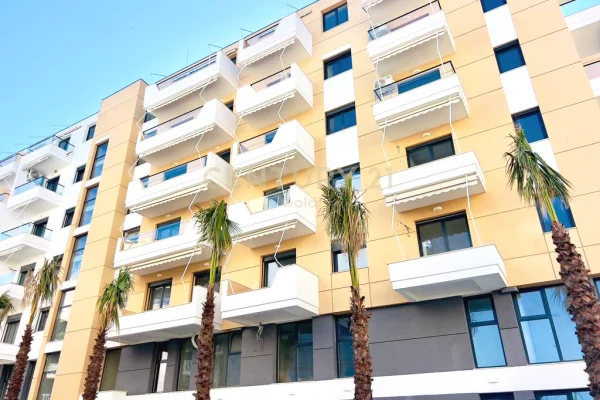 Shtepi ne shitje Apartament ne Durres, 1+1, Mobilimi Bosh, pa mobiluar, Pagesa 84,240  Euro.
