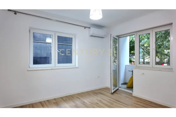 Shtepi me qera Apartament ne Tirane, 1+1, Mobilimi Bosh, pa mobiluar, Pagesa 55,000  Leke.