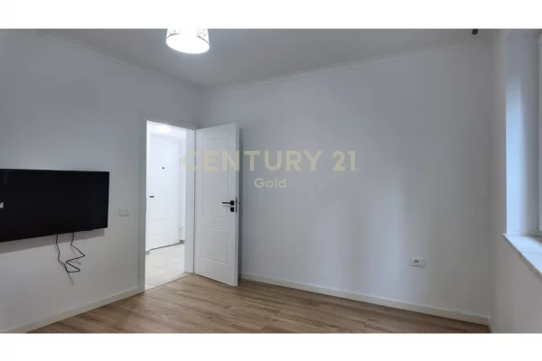 Shtepi me qera Apartament ne Tirane, 1+1, Mobilimi Bosh, pa mobiluar, Pagesa 55,000  Leke.