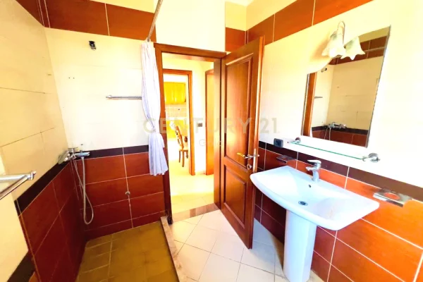 Shtepi me qera Apartament ne Tirane, 1+1, Mobilimi E mobiluar, Pagesa 440  Euro.