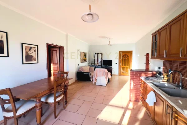 Shtepi me qera Apartament ne Tirane, 1+1, Mobilimi E mobiluar, Pagesa 440  Euro.