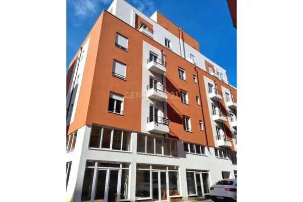 Shtepi ne shitje Apartament ne Tirane, 1+1, Mobilimi E mobiluar, Pagesa 125,000  Euro.