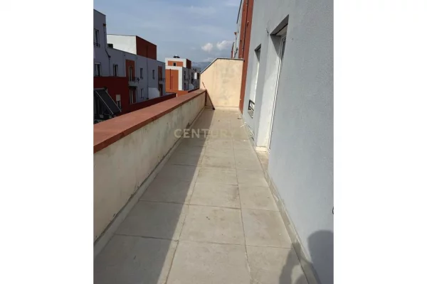 Shtepi ne shitje Apartament ne Tirane, 1+1, Mobilimi E mobiluar, Pagesa 125,000  Euro.