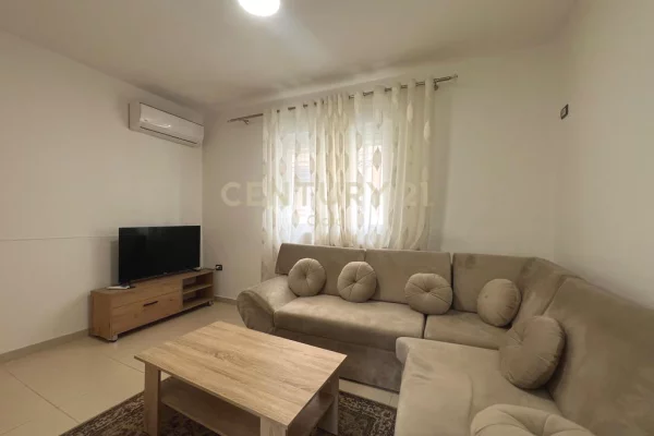 Shtepi me qera Apartament ne Tirane, 1+1, Mobilimi E mobiluar, Pagesa 600  Euro.