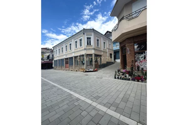 Ambient biznesi ne shitje 1+1 ne Korce - 350,000 Euro