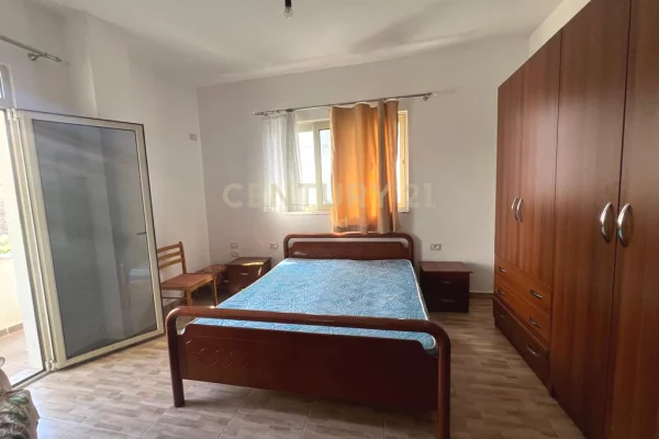 Shtepi me qera Apartament ne Tirane, 2+1, Mobilimi E mobiluar, Pagesa 400  Euro.