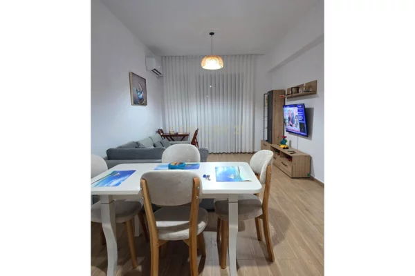 Shtepi ne shitje 1+1 ne Vlore - 110,000 Euro