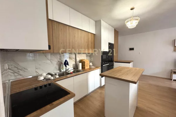 Shtepi me qera Apartament ne Tirane, 1+1, Mobilimi E mobiluar, Pagesa 435  Euro.