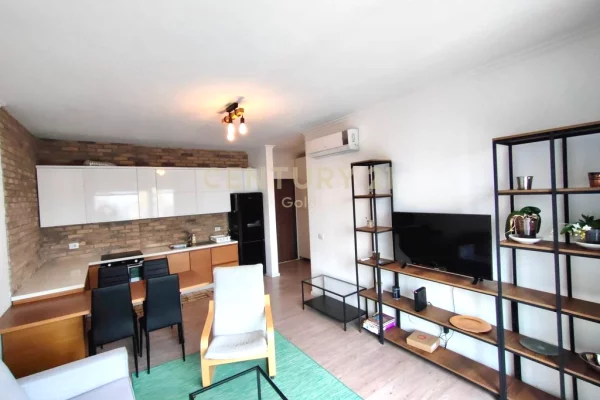 Shtepi ne shitje Apartament ne Tirane, 1+1, Mobilimi E mobiluar, Pagesa 180,000  Euro.