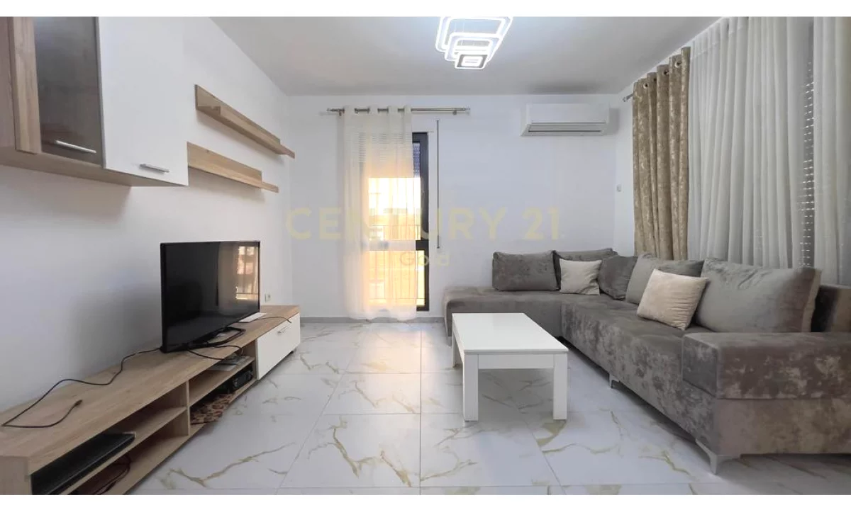 Shtepi me qera Apartament ne Tirane, 2+1, Mobilimi E mobiluar, Pagesa 700  Euro.